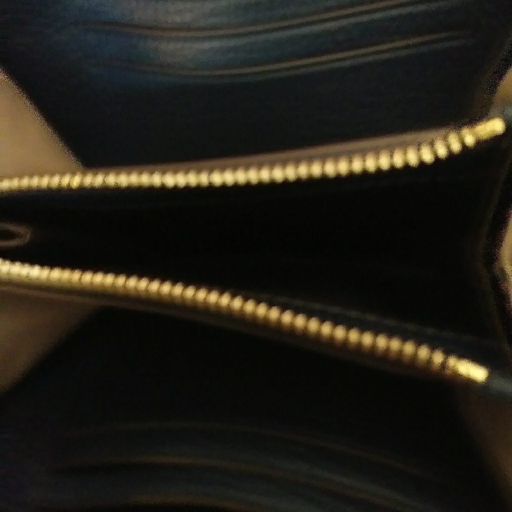 Lancel Wallet - Picture 3 of 7
